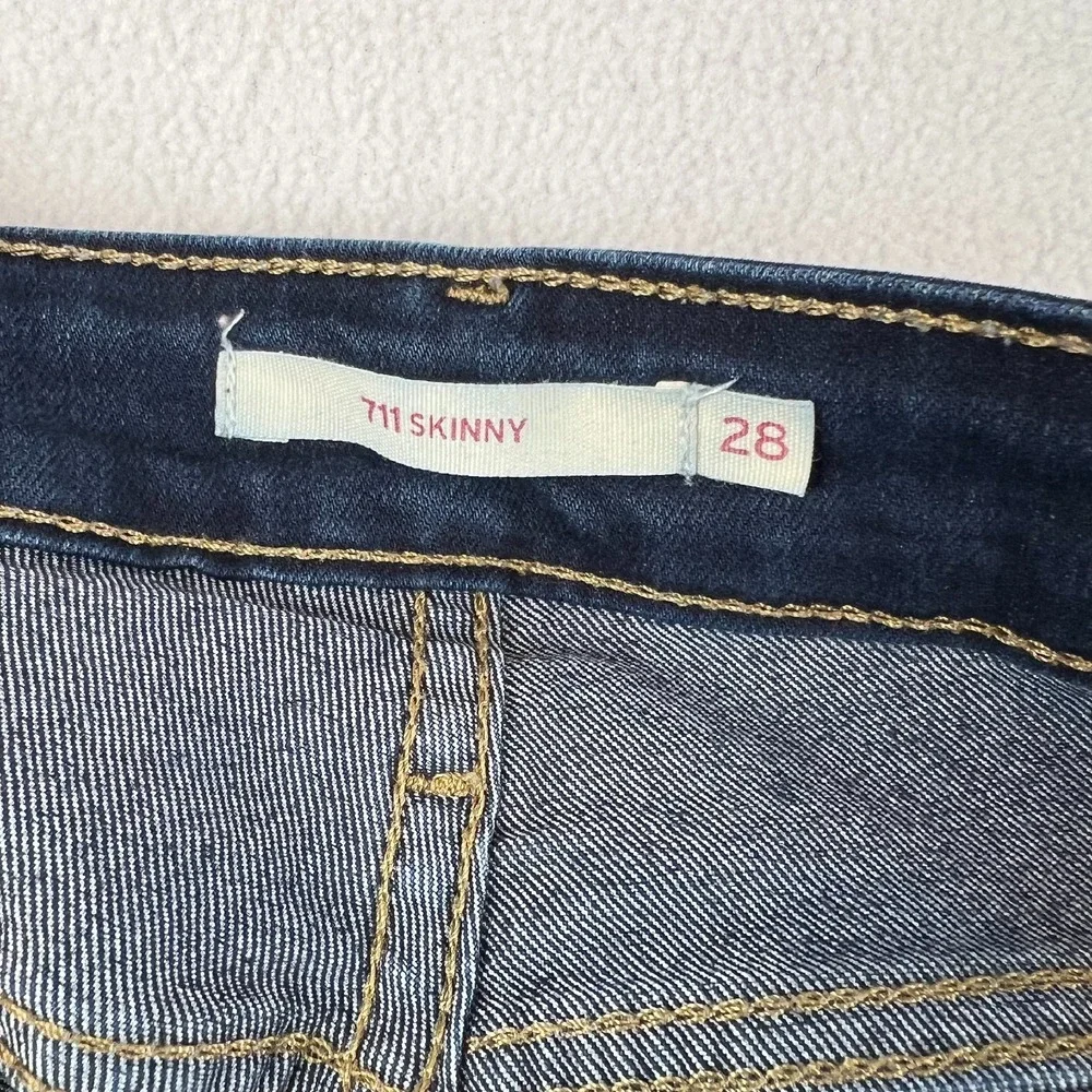 Levis‎ 711 Skinny Jeans Dark Wash Denim Classic Style Womens Size 28